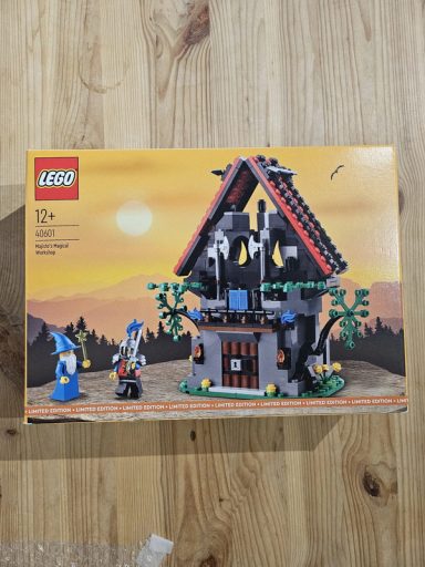 Lego 40601 Castle Majisto Magical Workshop Exclusive Lego 40601 Castle Majisto Magical Workshop Exclusive